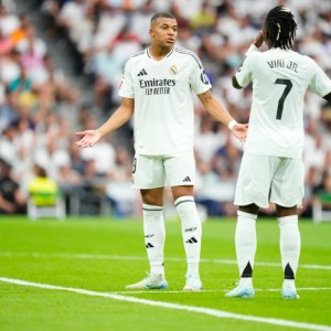 Crown Sports-TA：奥维耶多球迷学猴叫歧视维尼修斯&amp;姆巴佩，西甲已向警方报告